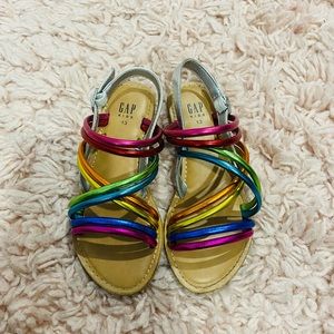 Gap sandals
